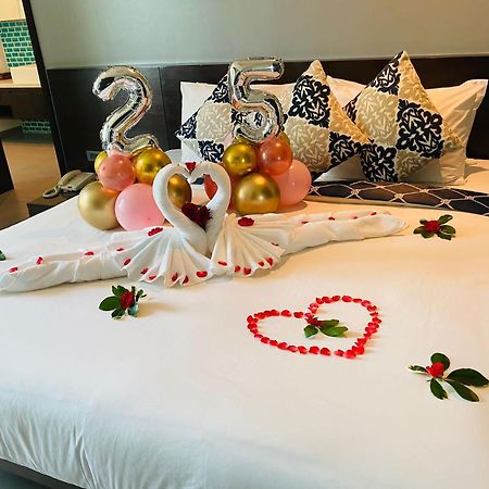 Karon Sea View Beach Apartment Екстериор снимка